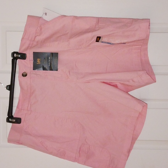 Womens 24W Lee flex-to-go bermuda shorts relaxed fit pink Flexible waistband NWT - Picture 3 of 9